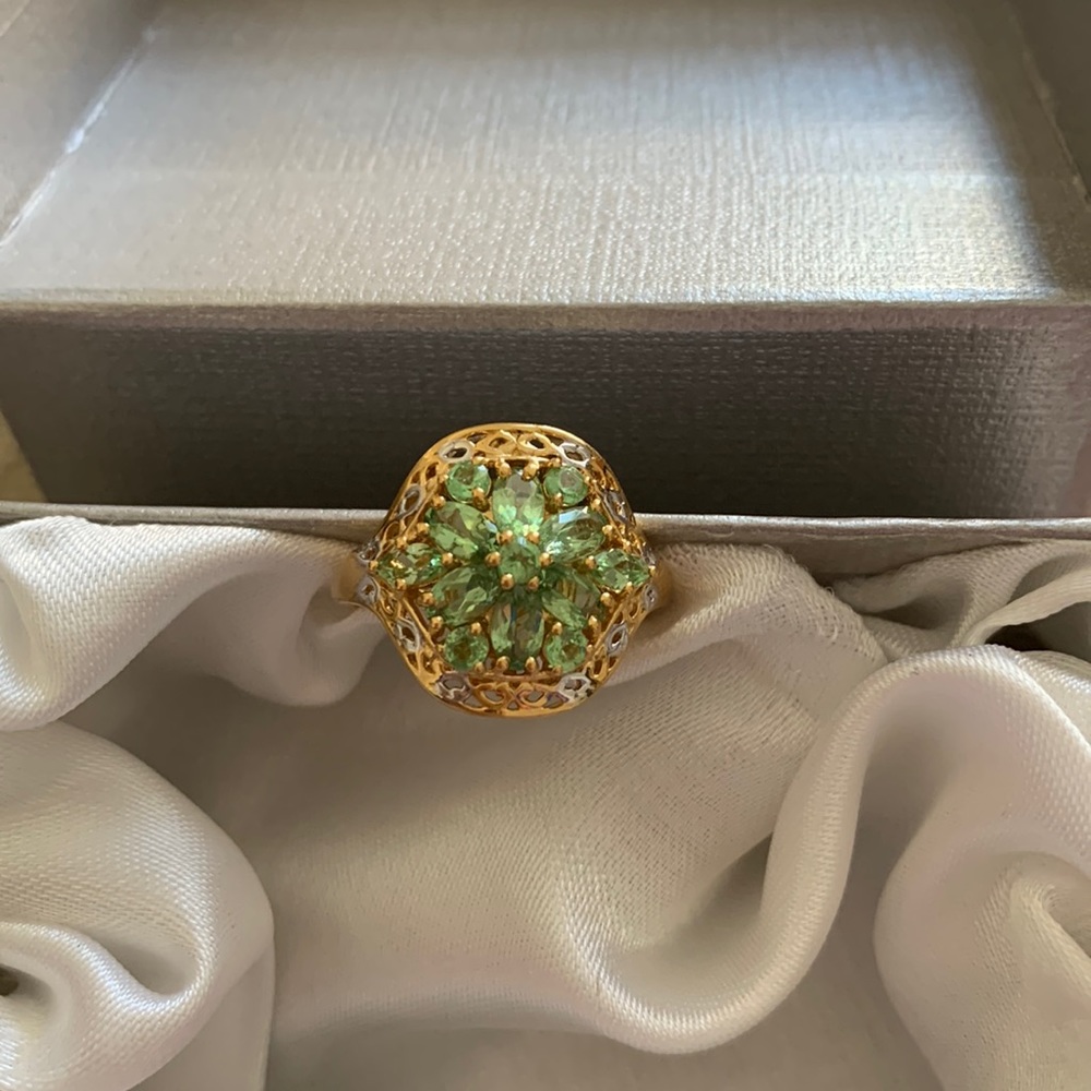 Beautiful Peridot Ring beautifully set stones